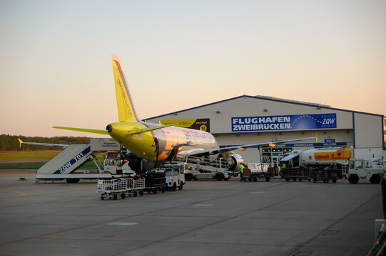Regional Airport Zweibr?cken with a Germanwings Plane at the Gate
