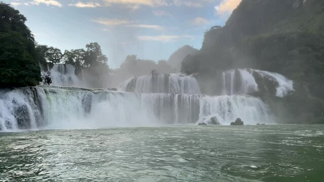 Detian Waterfalls (In Vietnamese Ban Gioc) Best View
