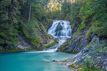 Wasserfall am Obernach Kanal