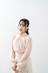 若くてかわいい女性