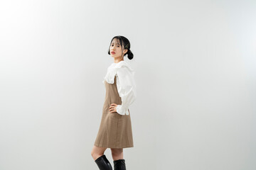 若くてかわいい女性