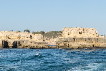 Praias e cliffs do algarve Portugal