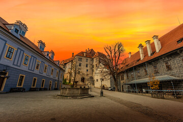 Naklejka premium Medieval castle in Cesky Krumlov on an autumn day