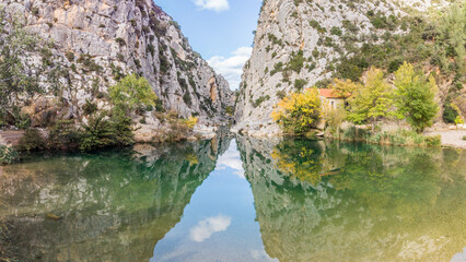 Panorama des gorges du Gouleyrous &agrave; Tautavel dans les Pyr&eacute;n&eacute;es Orientales (France)	