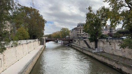 Fototapeta na wymiar Beautiful view of paris france river and bridge