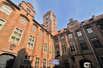 Toruń's Gothic town hall at daylight