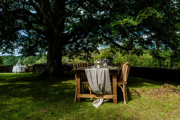 Glamour&ouml;se Tischdekoration: Funkelnde Akzente f&uuml;r Ihre Hochzeit