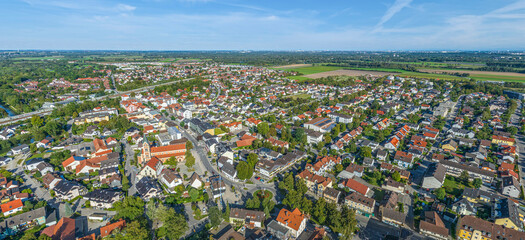 Panoramablick auf Olching im Landkreis Fürstenfeldbruck in Oberbayern