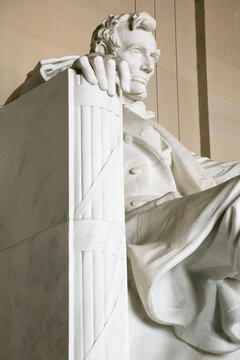 View of the Lincoln Memorial