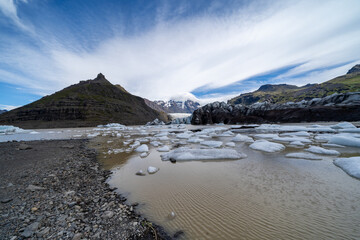 Fototapeta na wymiar Svinafellsjokull glacier in Iceland during summer