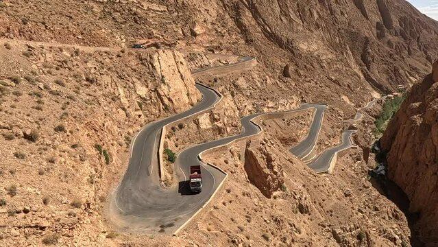 winding road to the Dades gorges in Morocco