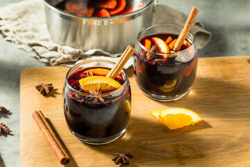 Warm Refreshing Red Mulled Wine