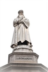 Leonardo Statue