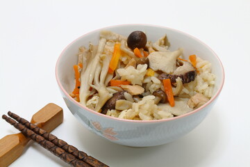 キノコとツナの炊き込みご飯