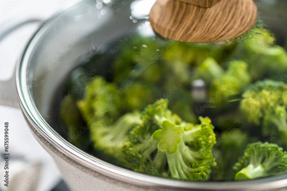 Sticker steamed broccoli