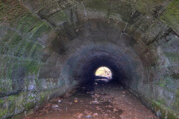 Obraz premium Old Culvert in Autumn in Eastern Ohio