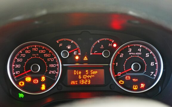 Tachometer eines PKW