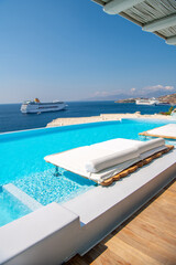 Obraz premium Pool view at Mykonos Island, Greece