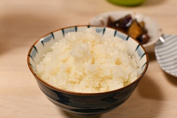Closeup of a bowl of white rice