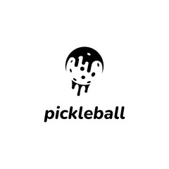 Obraz premium pickleball ball with speed fluid