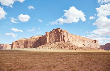 Fototapeta na wymiar The incredible landscapes of the Monument Valley Scenic Drive