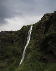 Fototapeta na wymiar Small Waterfall, Iceland
