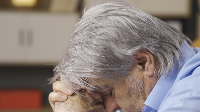 Nervous breakdown, old man shaking.
