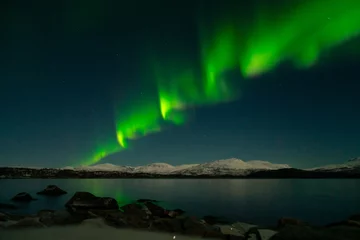 Kussenhoes Green aurora in Kiruna, Sweden © sayrhkdsu