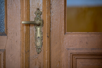 The Forgotten Renaissance Manor: A Cinematic Setting in Europe