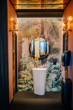 Luxury Bathroom.  Tropical Leaves Pattern On The Wall