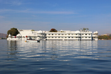 Fototapeta na wymiar Udaipur India Lake Palace (formally known as Jag Niwas) is a former summer palace of the royal dynasty of Mewar, it is now turned into a hotel.