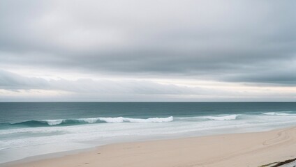 Fototapeta na wymiar Ocean view on a cloudy day