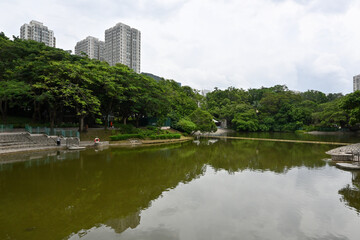 Fototapeta premium 香港のニュータウン：屯門ニュータウン（Tuen Mun New Town）