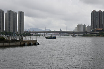 Fototapeta premium 香港のニュータウン：荃湾ニュータウン（Tsuen Wan New Town）