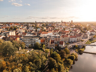 Stadtansicht Bernburg mit Fluss Saale bei Sonnenuntergang