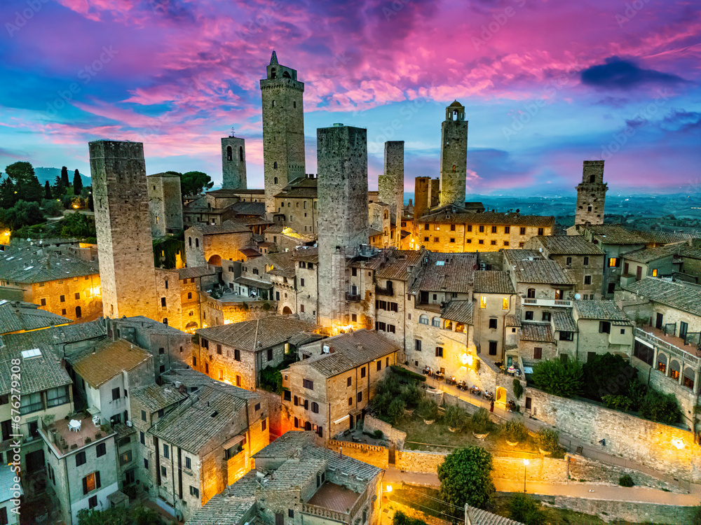 Poster aerial view of san gimignano, tuscany, italy