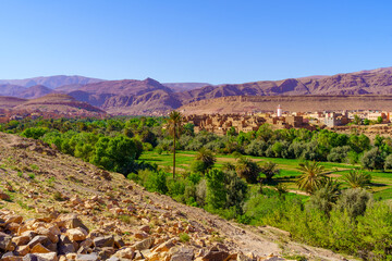 Todgha (Todra) river valley, and Tinghir
