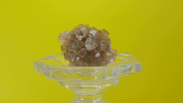Aragonite filmed on the turntable in the studio,