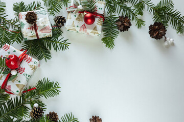 Obraz na płótnie Canvas Boże Narodzenie, kartka świąteczna, prezenty i dekoracje świąteczne. Christmas decorations, Christmas card, get a gift. 