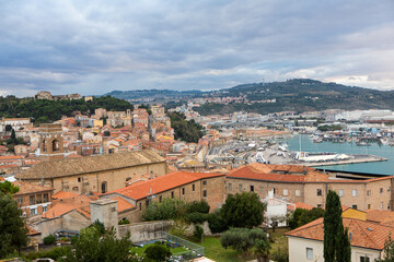 Fototapeta na wymiar Beautiful view of the Italian port city of Ancona on the Adriatic coast.