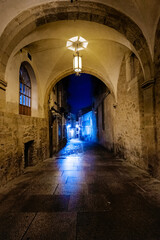 Fototapeta premium Passageway in the twilight in the rural night of Trujillo