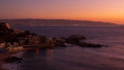 Fototapeta premium sunset over the sea Cochoa beach Reñaca beach Viña del Mar Valparaíso Chile The Garden City