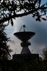 Large radio telescope, parabolic antenna
