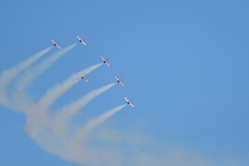 EXHIBICIÓN AERONÁUTICA © Germán