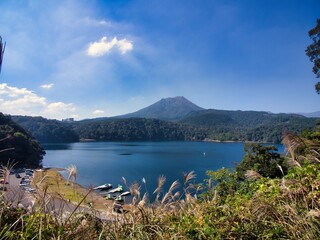 秋の高千穂峰と御池