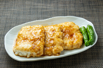 鱧(はも)の照り焼き。
