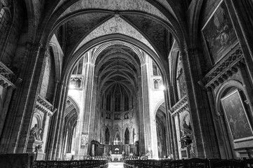 Interior of Saint Andrew Cathedral in Bordeaux, New Aquitaine, France