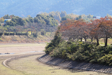 秋の篠山川　JR丹波大山駅付近　丹波篠山市
