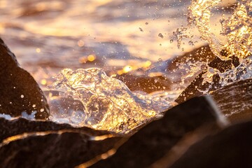 Beautiful view of a ocean wave splashing