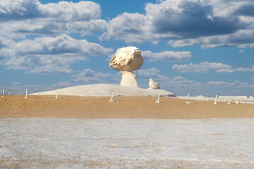 dead sea lake